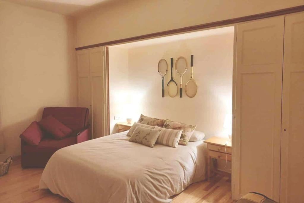 Maison Biscuit. Apartament A La Placa De La Vila 坎普罗东 外观 照片