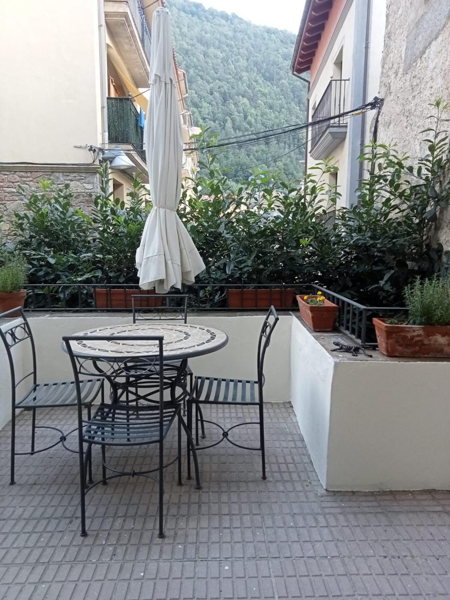 Maison Biscuit. Apartament A La Placa De La Vila 坎普罗东 外观 照片