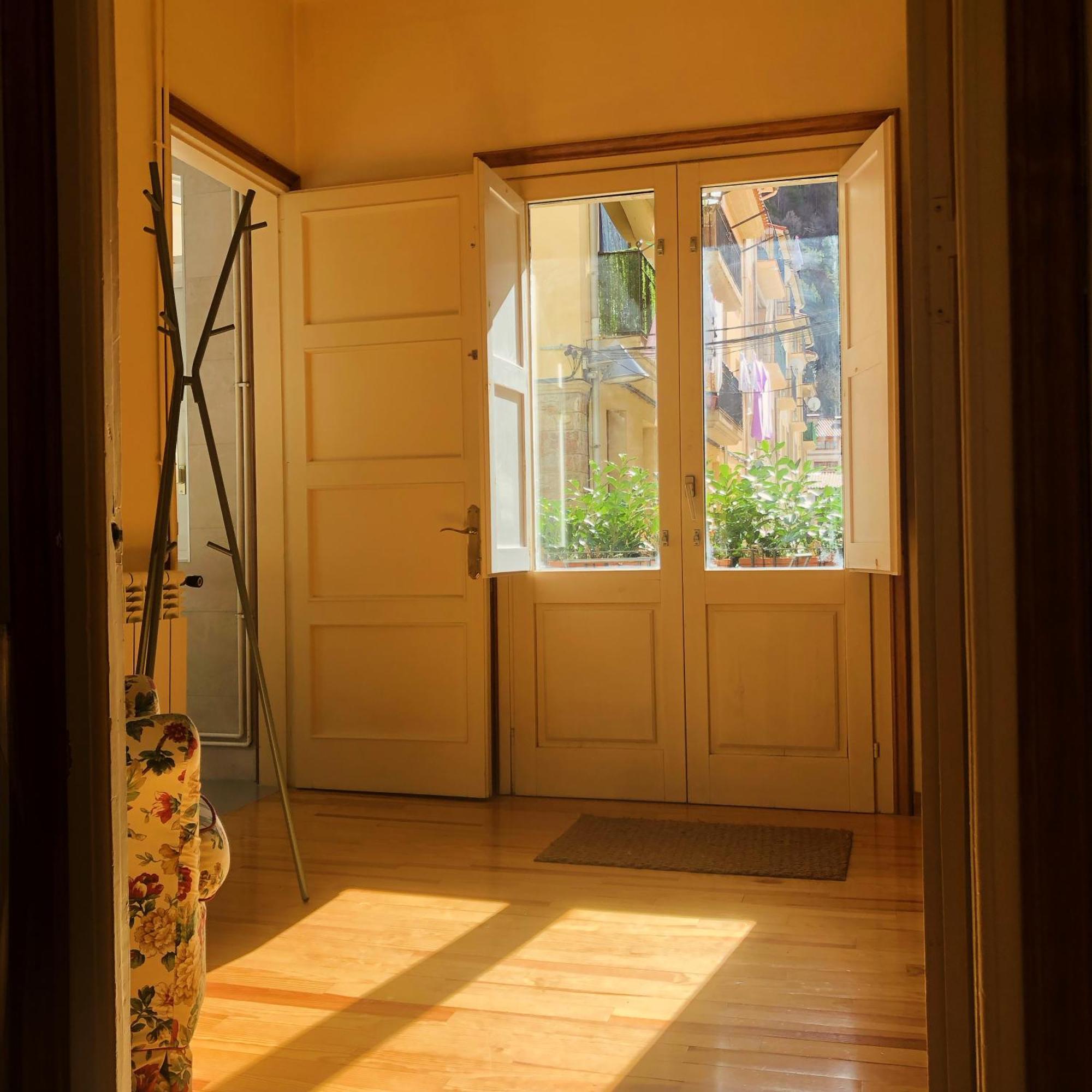 Maison Biscuit. Apartament A La Placa De La Vila 坎普罗东 外观 照片